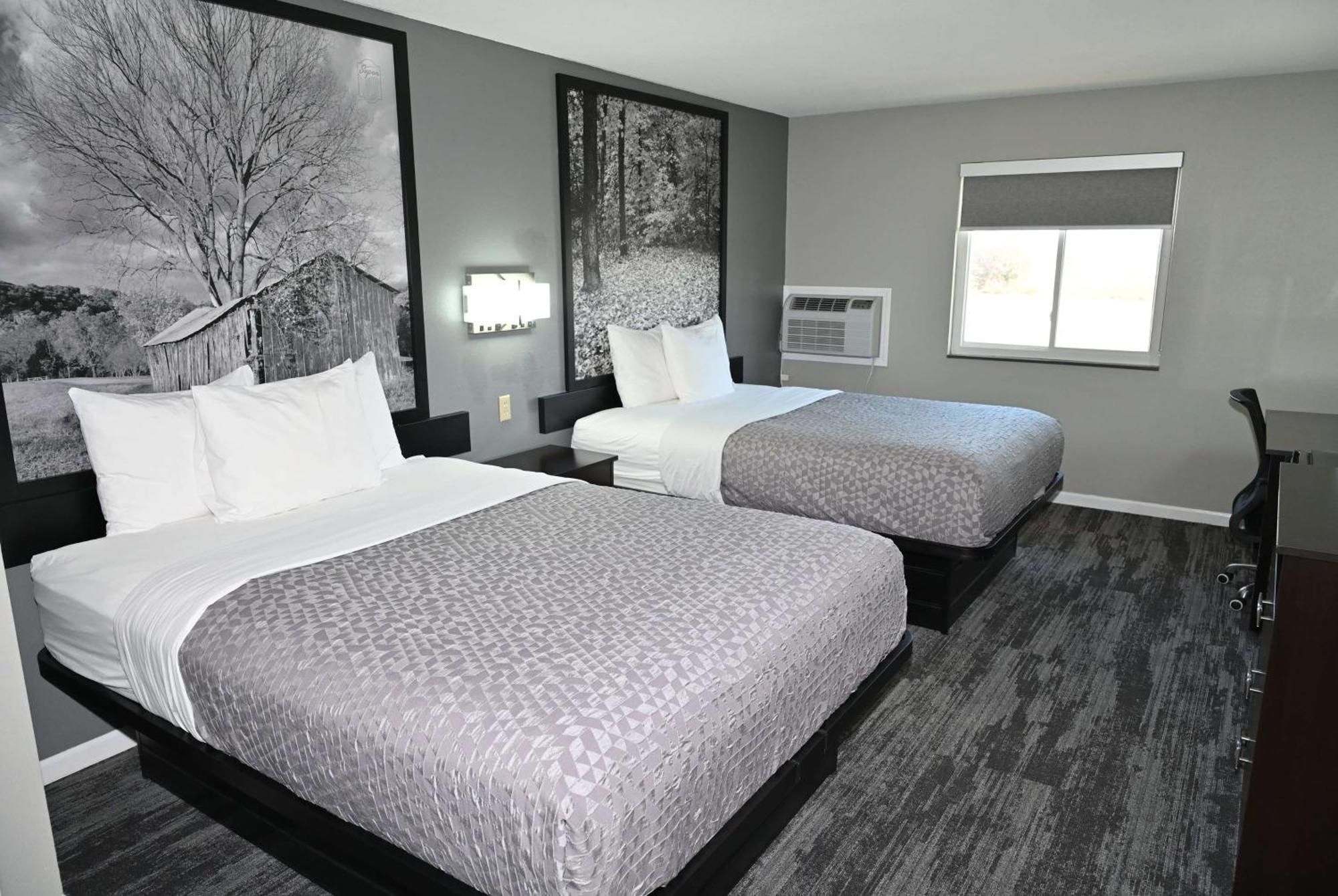 Super 8 By Wyndham Higginsville Εξωτερικό φωτογραφία